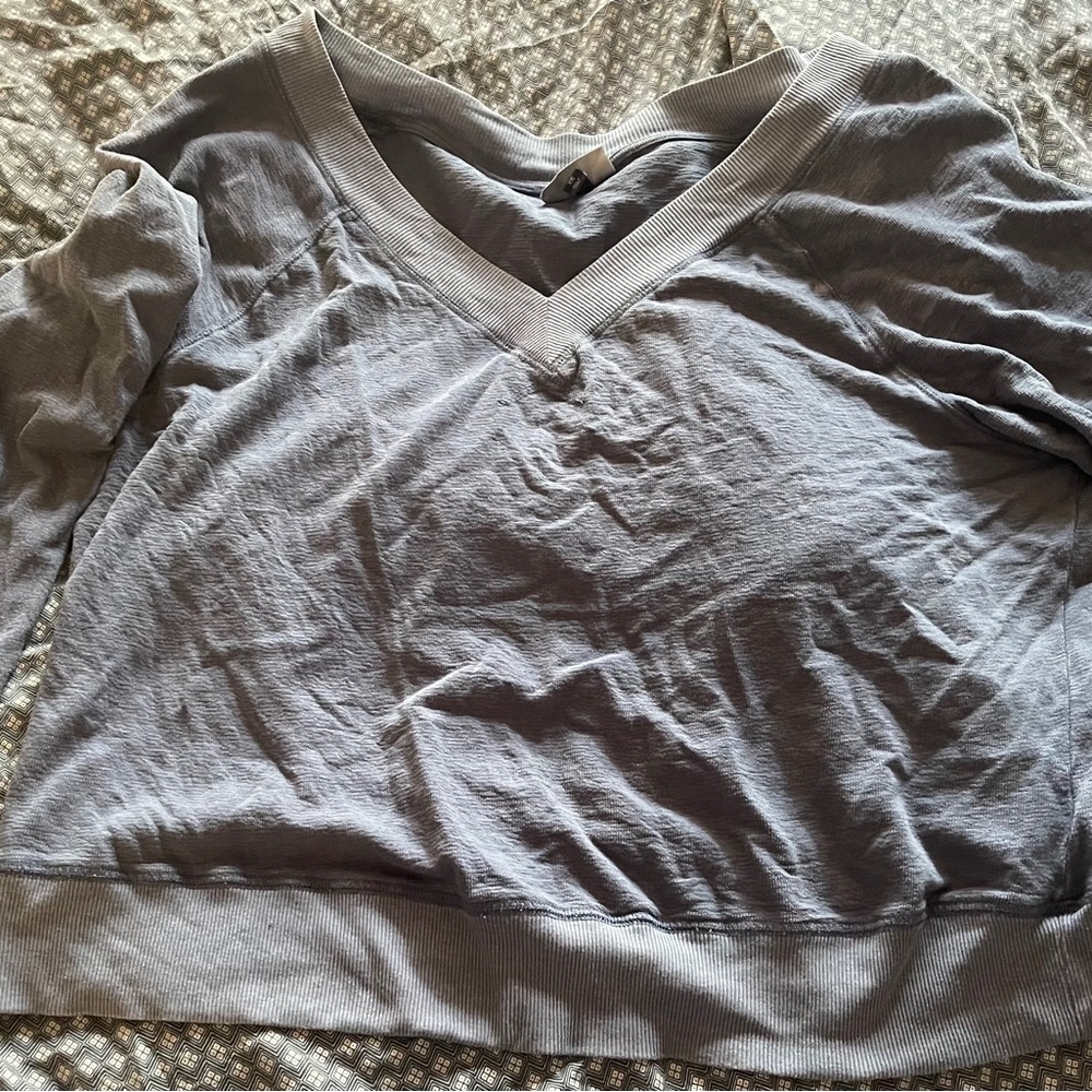 Universal Thread Blue V-Neck Sweatshirt